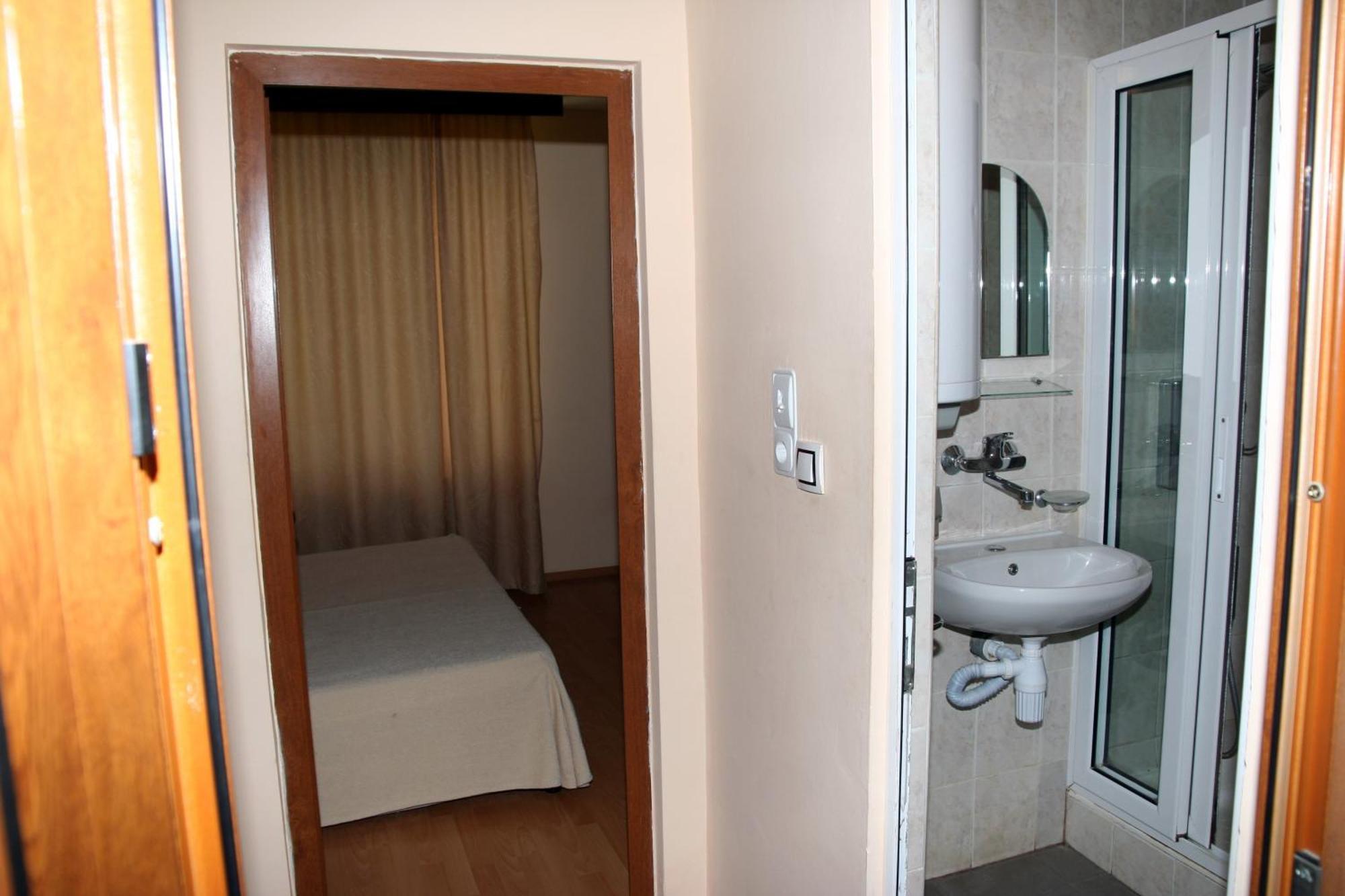 Interrum Hotel Razgrad Værelse billede