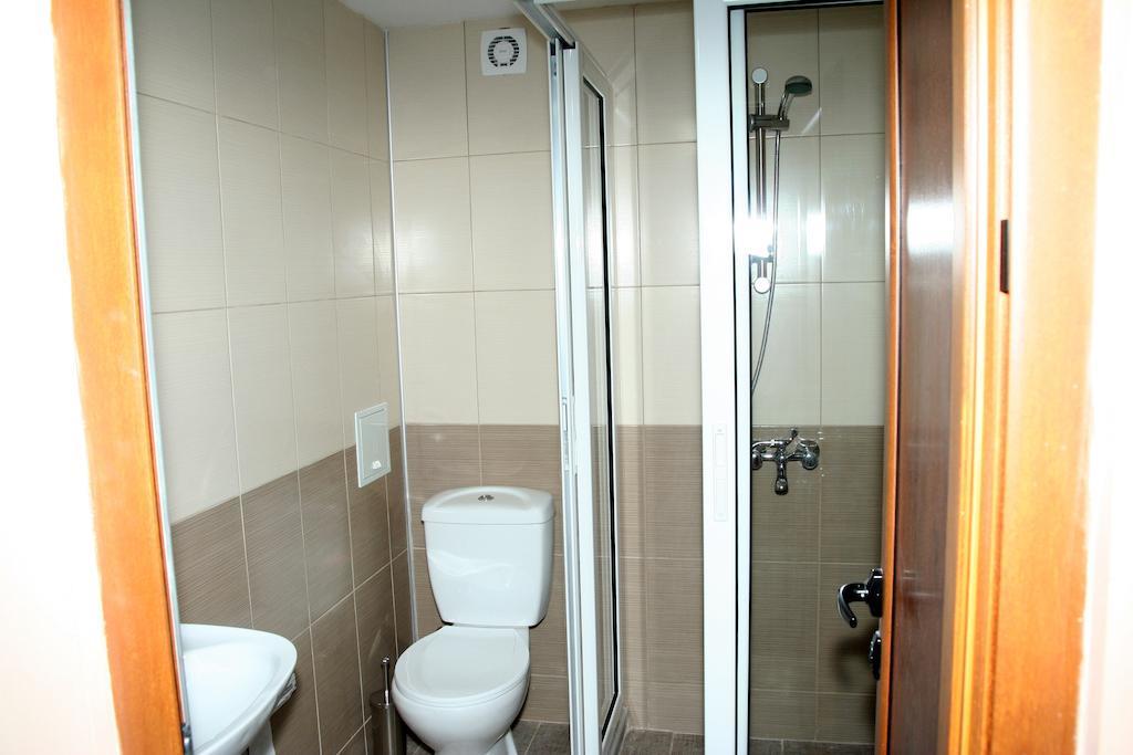 Interrum Hotel Razgrad Værelse billede